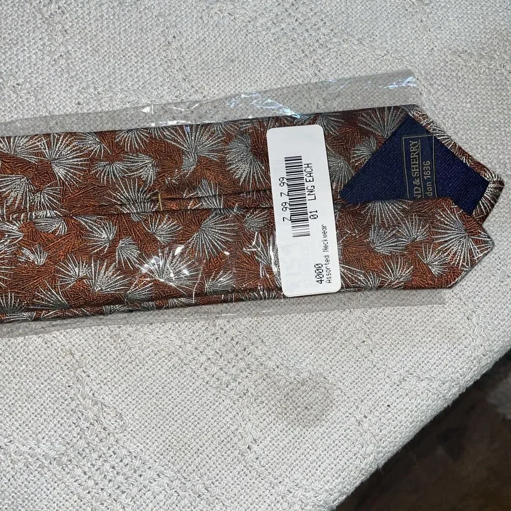 Holland & Sherry Men’s Dress Tie Size 63” 3.25” Bronze Floral Silk Business City